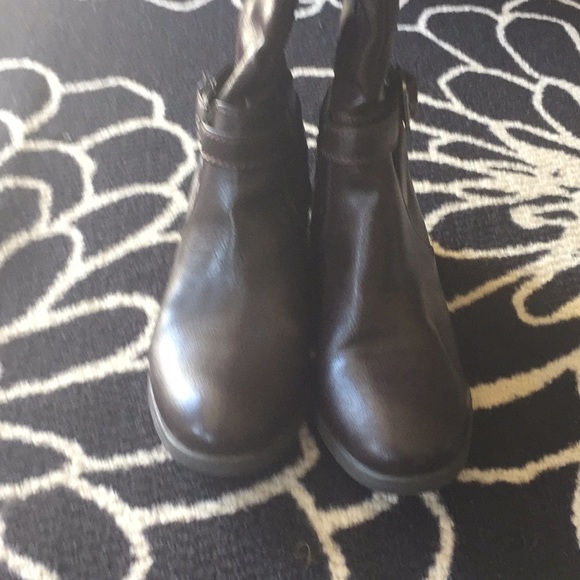 NWOT brown boots size 10! - Picture 4 of 12